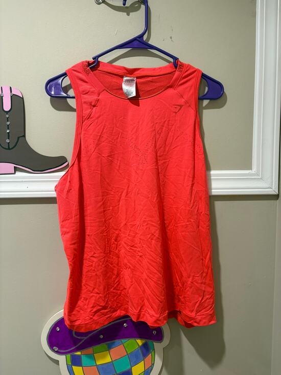 Gymshark Tops - Gymshark Tank top size large